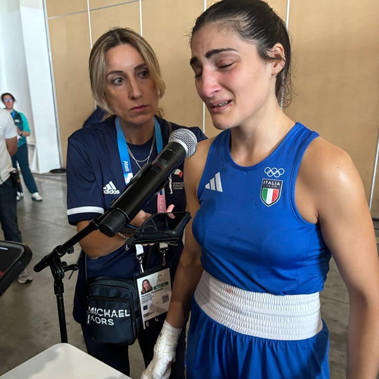 Writer Rowling criticized the Paris Olympic Games 2024 for the Boxing 'male' player to fight women - Photo 2