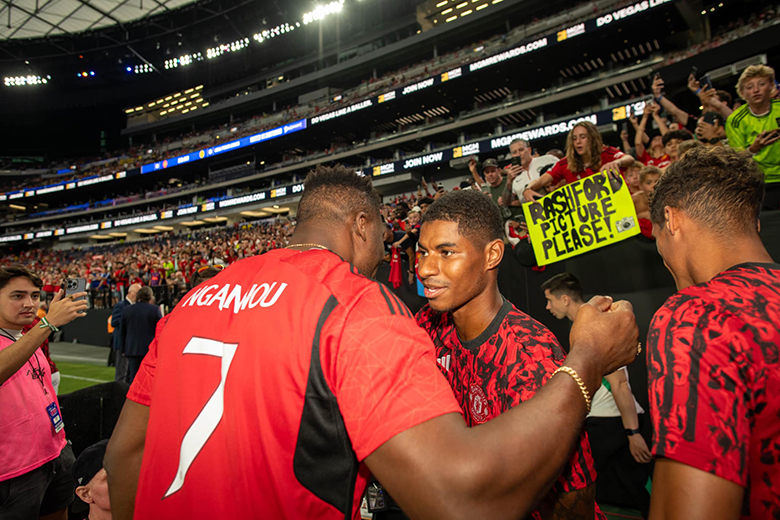 Nunnou came to see the friendly match of MU in the US - Photo 3