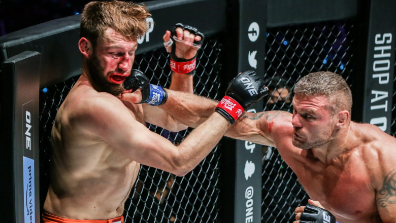De Ridder wants to soon regain the One Championship championship from Malykhin - Photo 2