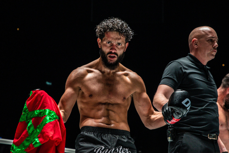 What did the former One Championship championship say when chairman Chatri criticized 'not to fight the champion'? - Photo 2