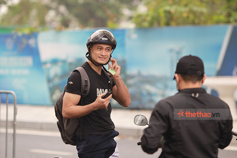 Nguyen Van Kamil took a car to the gym before the Lion Championship - Photo 2