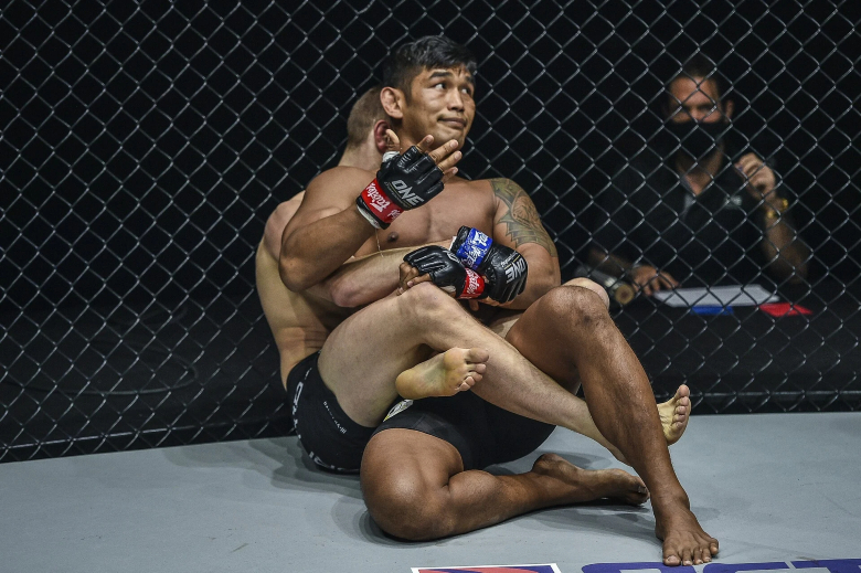 Aung La Nsang depreciates, must fight outside in One Championship - Photo 2