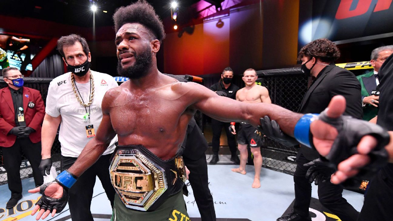 Aljamain Sterling is weighed after the next UFC belt protection - Photo 2