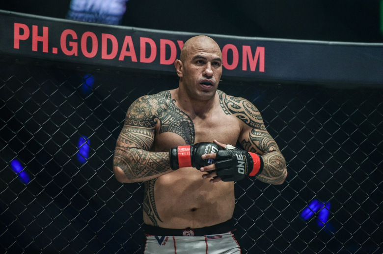 Former One Championship Brandon Vera championship officially retired - Photo 1