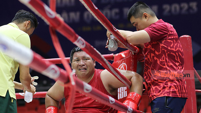 Ho Chi Minh City boxer 'cries' when attending the national boxing tournament - Photo 1
