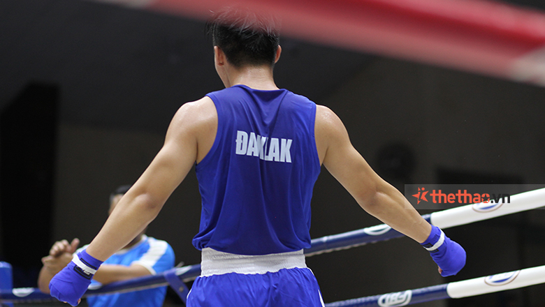 The homeowner celebrates like Ronaldo in the national boxing tournament - Photo 1