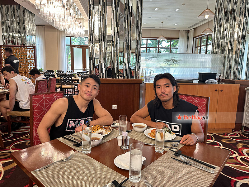 What did the fighters attend the AFC 21 event before the competition? - Photo 7