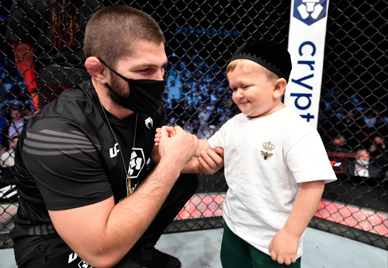 Who is Hasbulla Magomedov? How old is the tiny boxer contract with UFC? - Photo 1