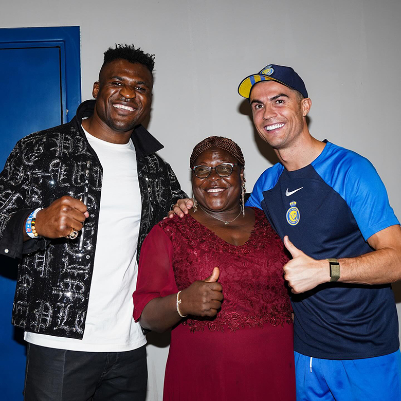 Fury, nunnou pocketed $ 60 million from Boxing 'Super Classic' - Photo 2