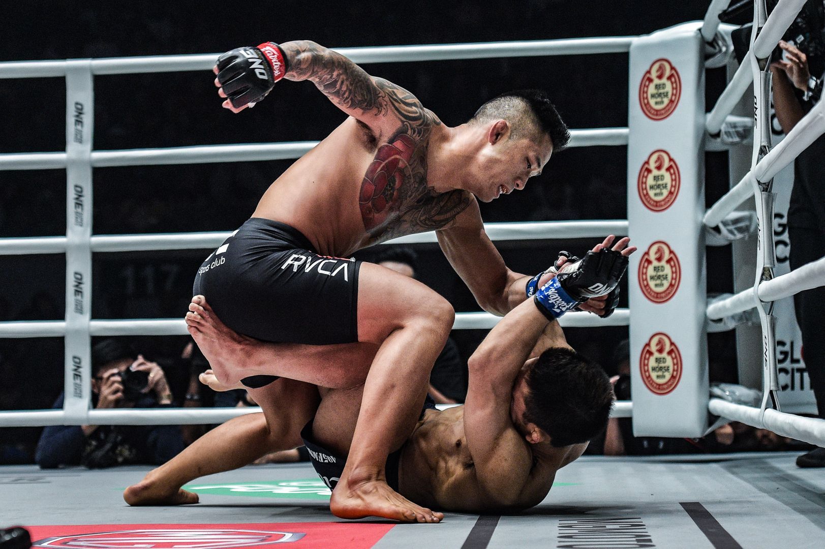 Predict Martin Nguyen vs. Kim Jae Woong (19h September 24) - Photo 2