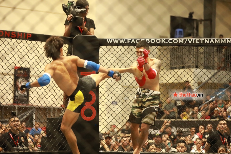 Nguyen Tran Duy Nhat won the opening match of Lion Championship with an elbow break - Photo 2