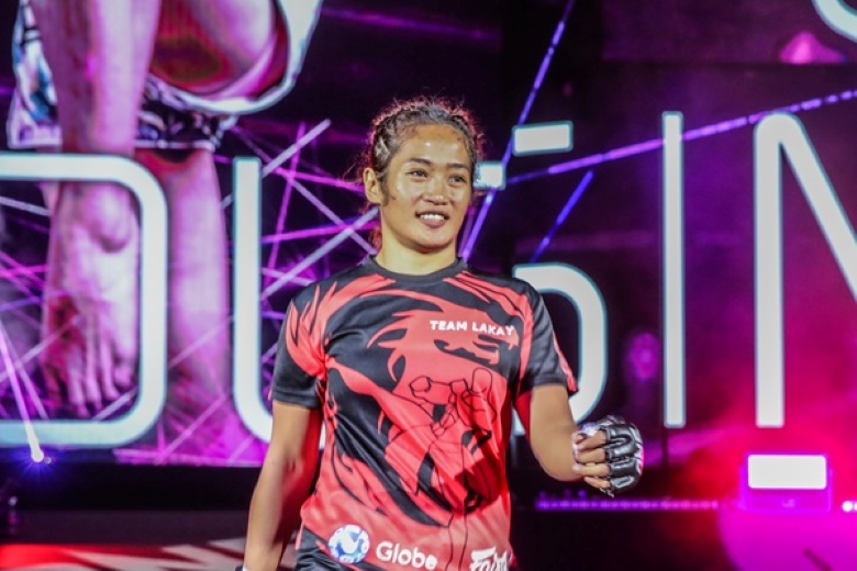 Jenelyn Olsim, the female boxer is expected to be the next opponent of Bi Nguyen? - Photo 1