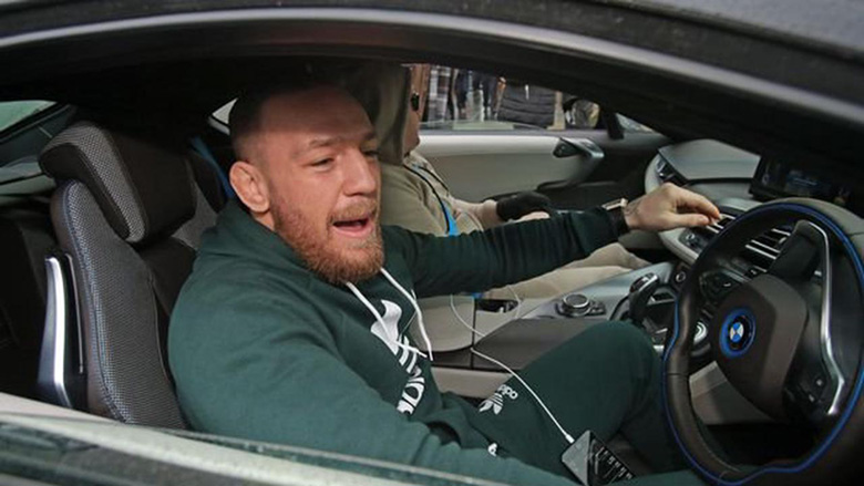 Conor McGregor was arrested and confiscated super cars for speeding - Photo 1