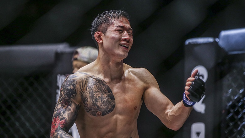 Martin Nguyen will still be ready for a match with Kim Jae Woong in the near future - Photo 2