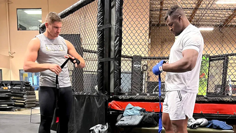 Francis nunnou practices with the champion of Rico Verhoeven to fight Ciryl Gane - Photo 2