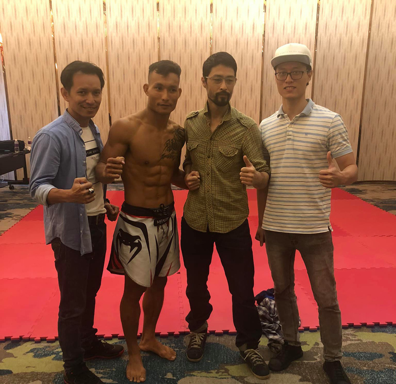 The first professional MMA boxer of Vietnam retired - Photo 2