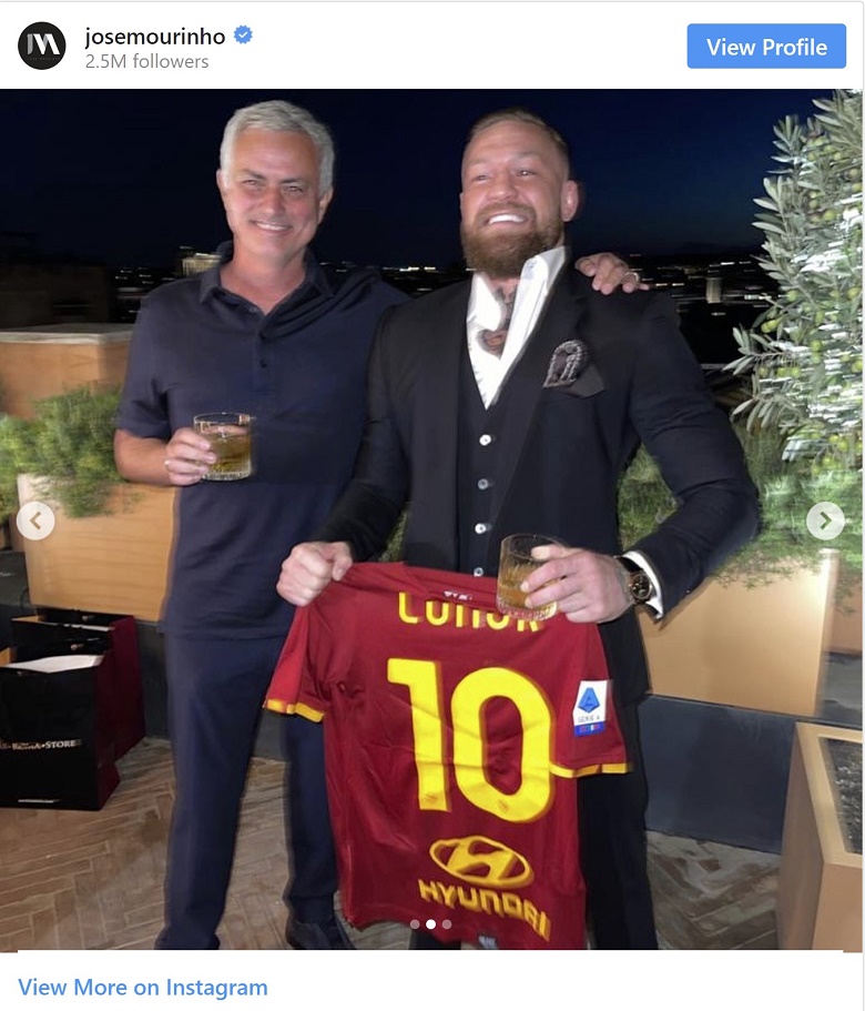 Conor McGregor in Rome: Meet Jose Mourinho, Baptism for his son at the Vatican - Photo 2