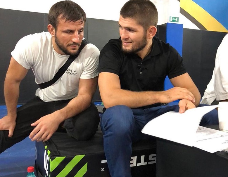 What charitable activities did Khabib Nurmagedov perform? - Photo 4