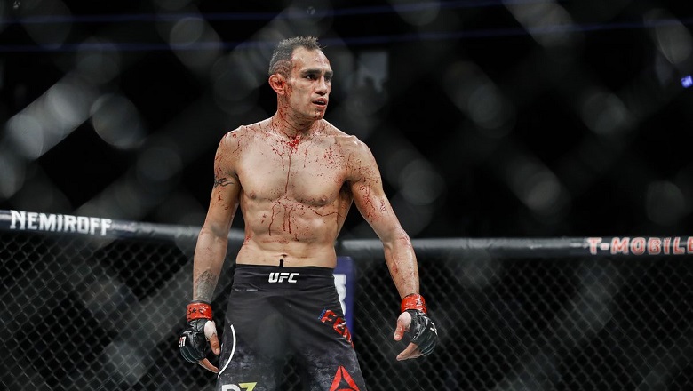Daniel Cormier: Tony Ferguson is no longer the leading boxer UFC - Photo 2