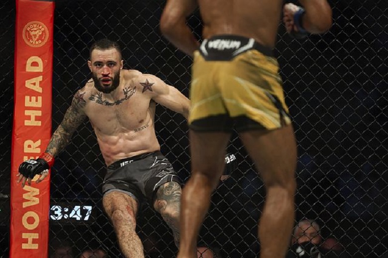 Confused: Edson Barboza did not know how he did not Shane Burgos! - Photo 2