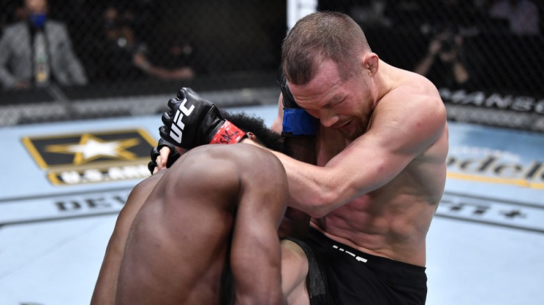 Jose Aldo defends the championship title of Aljamain Sterling - Photo 2