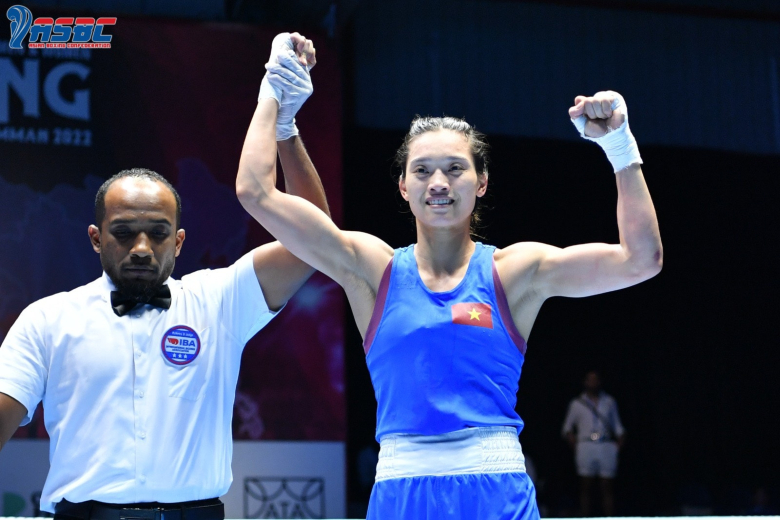 Nguyen Thi Tam won the first match in the Asian Championship Boxing - Photo 3