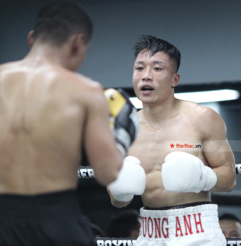 Andrea Aybar 'heat up' Boxing Trigger Hanoi event - Photo 9