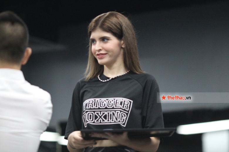 Andrea Aybar 'heat up' Boxing Trigger Hanoi event - Photo 16