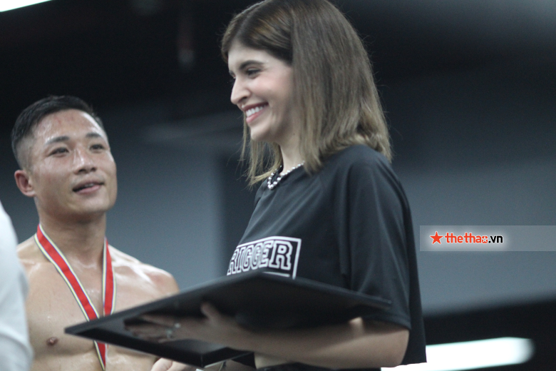 Andrea Aybar 'heat up' Boxing Trigger Hanoi event - Photo 17