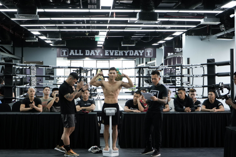 18 boxers prepared for the professional boxing event of Trigger Hanoi - Photo 3