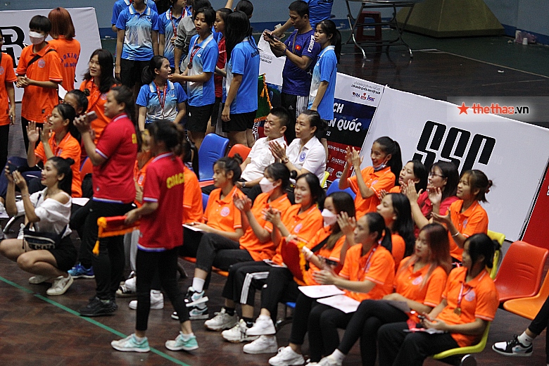 Hanoi athletes cheered happily when listening to the announcement in the first group ages 17-18 - Photo 1
