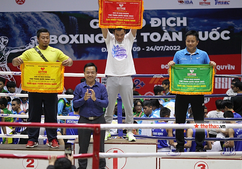 Hanoi won the 3 flags of the whole National Boxing Championship 2022 - Photo 5