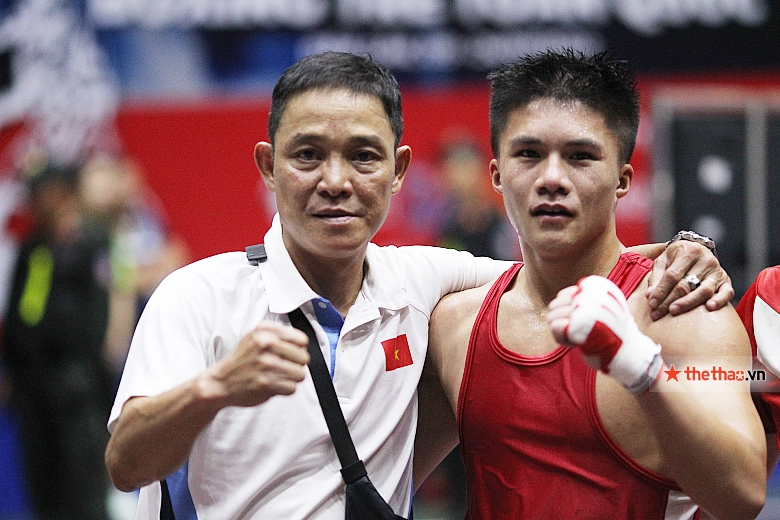 Hanoi coach Nam threw water bottles at the referee in the young Boxing tournament - Photo 10