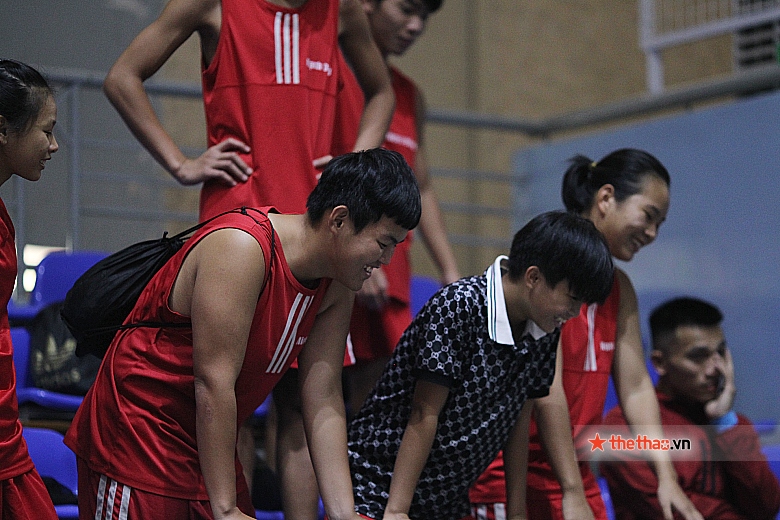 Winning tickets to the National Boxing finals nationwide, female martial artist Hai Phong burst into tears - Photo 8