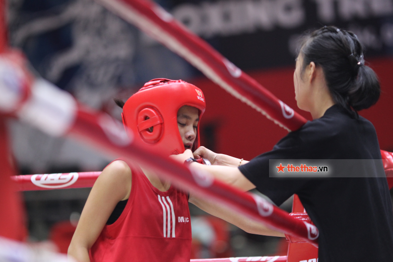 Winning tickets to the National Boxing Finals nationwide, Hai Phong female boxer burst into tears - Photo 2