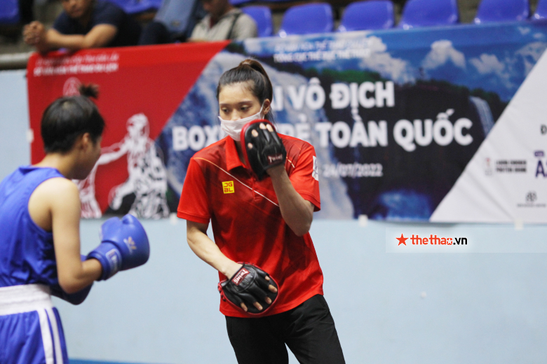 Nguyen Thi Tam came to cheer on the National Boxing Championship Nationwide - Photo 5