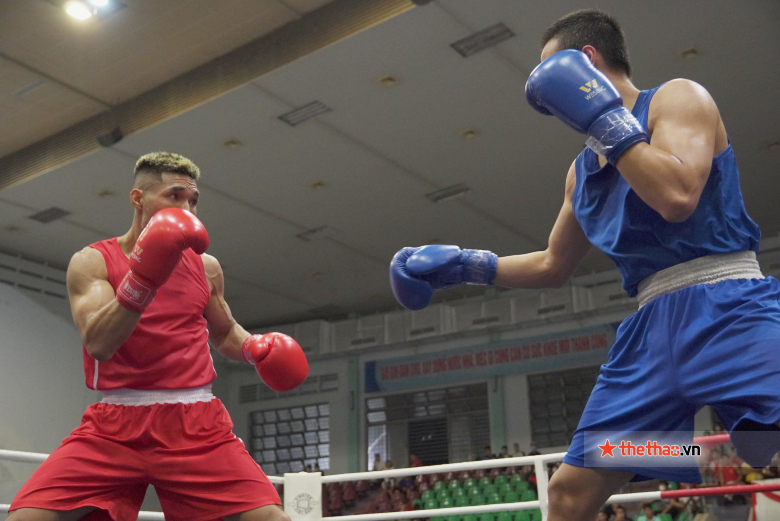Nguyen Van Hai played the professional boxing in the Philippines in August - Photo 3