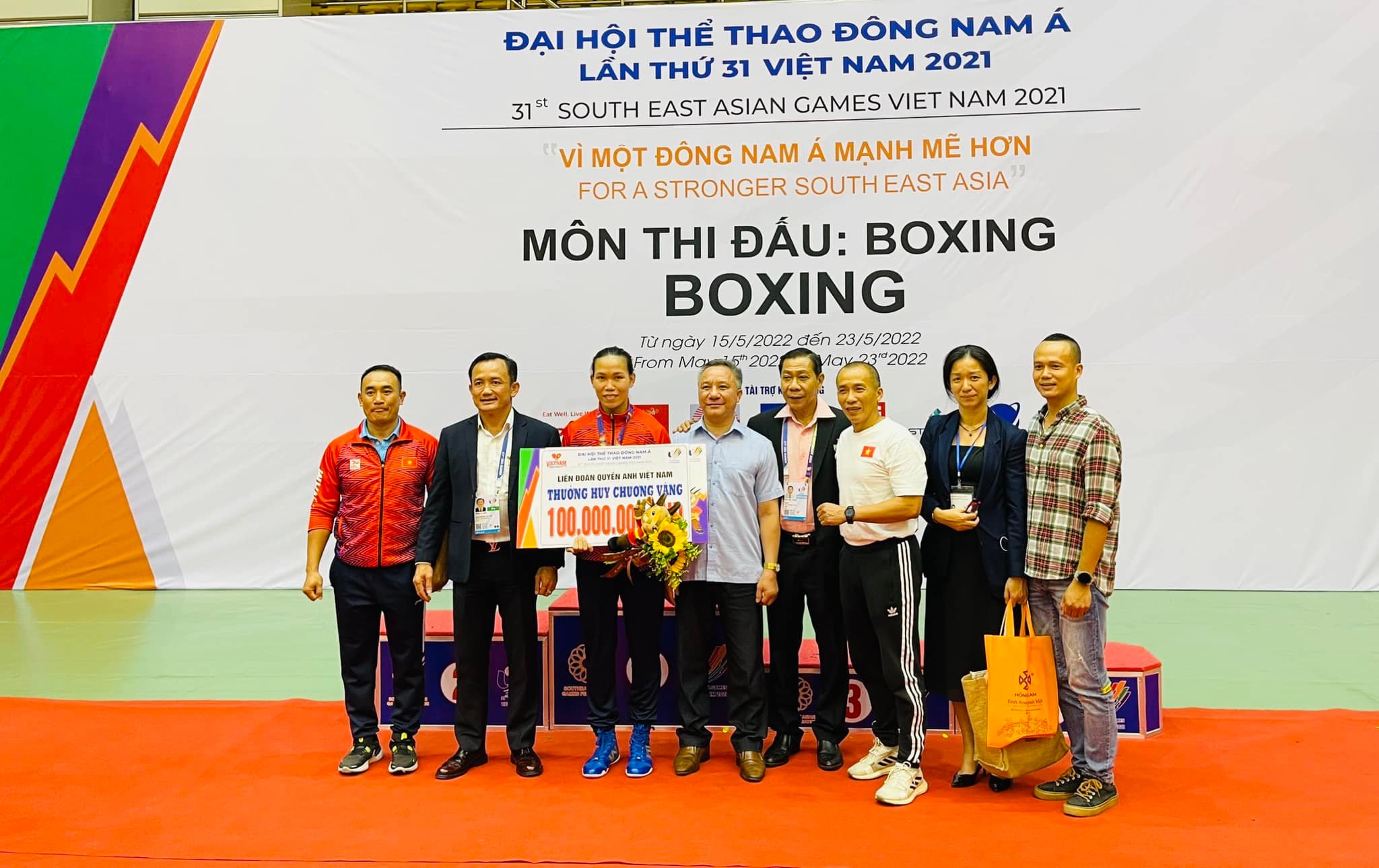 Vietnam Boxing Federation spent 460 million VND to reward athletes to win the SEA Games Medal 31 - Photo 2