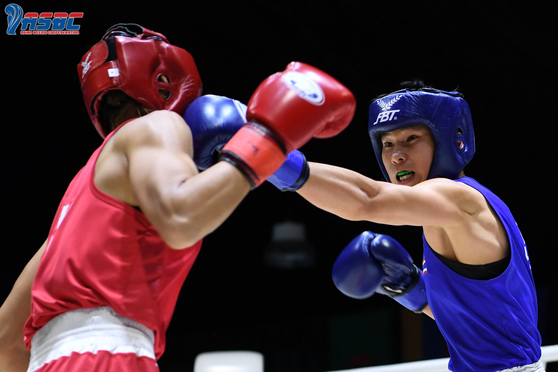 Vietnamese boxers defeat the reigning runner -up SEA Games in the expanded Thai Boxing Prize - Photo 2
