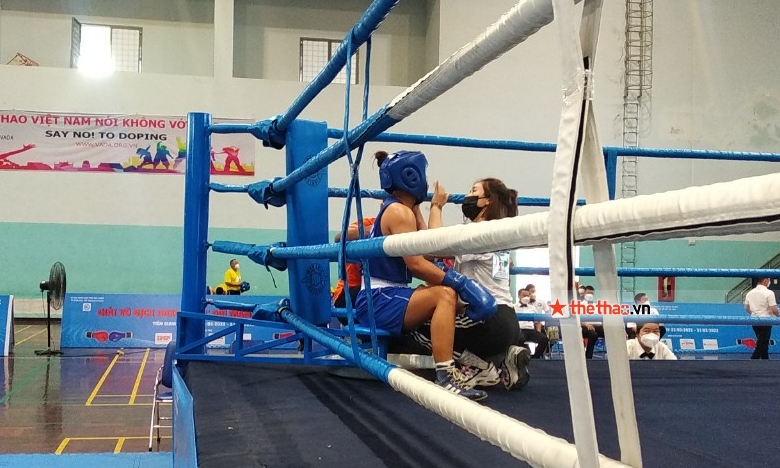Boxer Ho Chi Minh City won the national championship, received a hot bonus at the stadium - Photo 2