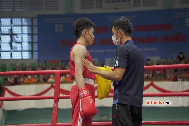 Nghe An boxer defeated Minh Phat in the national boxing tournament - Photo 4