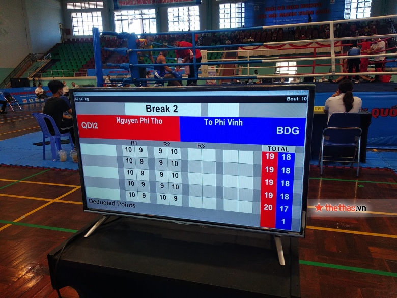 Vinh 'Tyson' won the dramatic reverse at the opening day of the National Boxing Championship - Photo 12