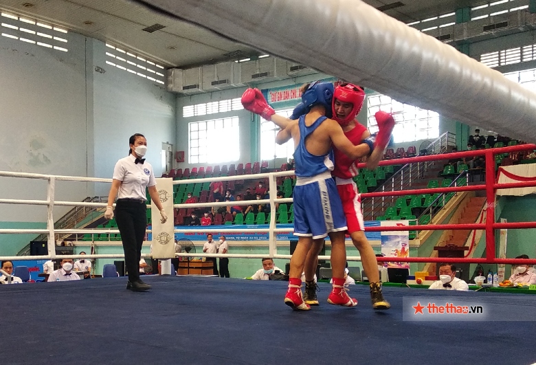 Vinh 'Tyson' won the dramatic reverse at the opening day of the National Boxing Championship - Photo 6