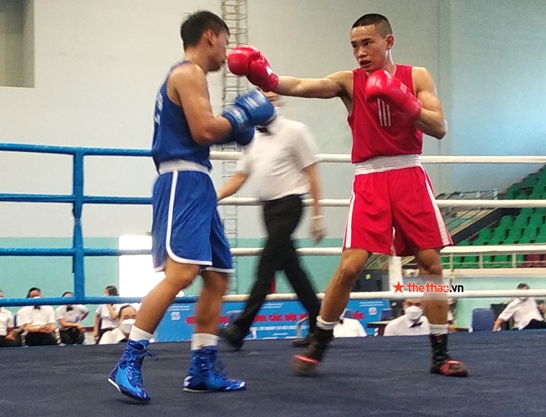 Vinh 'Tyson' won dramatic at the opening day of the national boxing championship - Photo 17