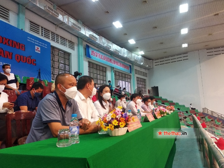 Vinh 'Tyson' won the dramatic reverse at the opening day of the National Boxing Championship - Photo 22