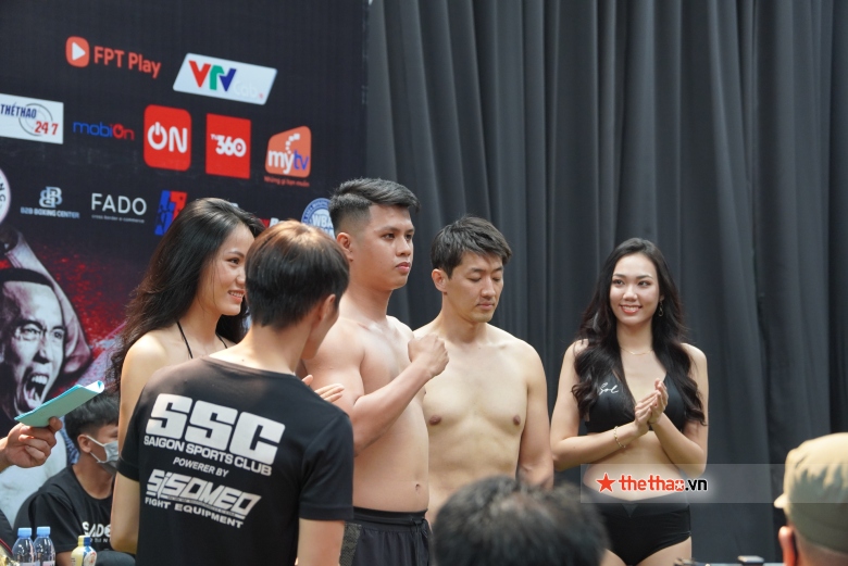 Huu Toan calmly, Hong Dat approached the opponent at Boxing WBA Asia: Vietnamese Dream - Photo 7