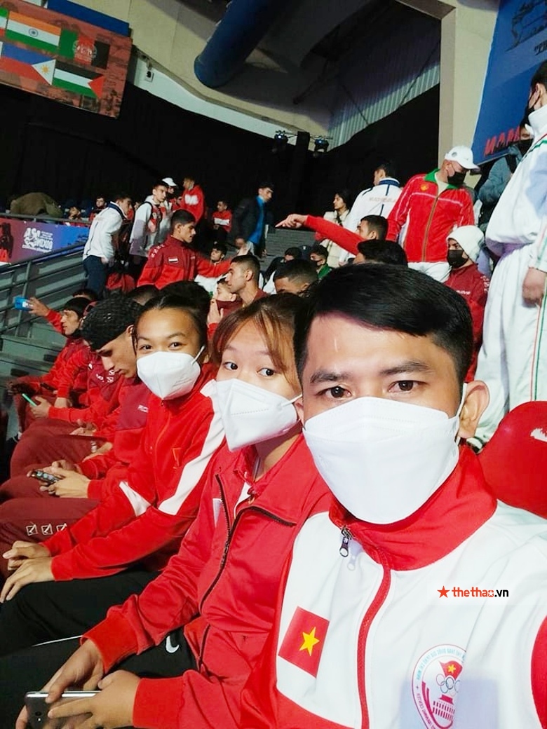 Vietnamese boxers stop in the semi -finals of the Asian Boxing Award 2022 - Photo 3