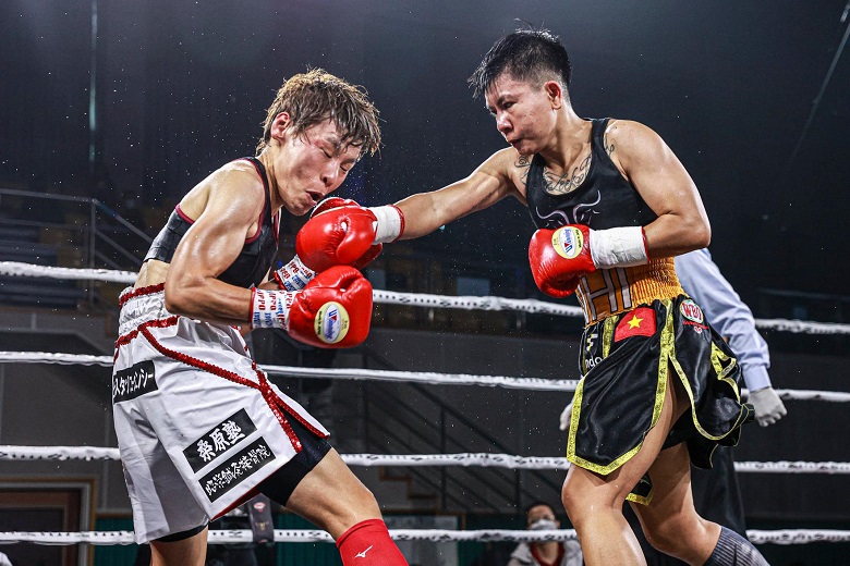 Where is the key to help Nguyen Thi Thu Nhi defeat the veteran puncher like Etsuko Tada - Photo 2