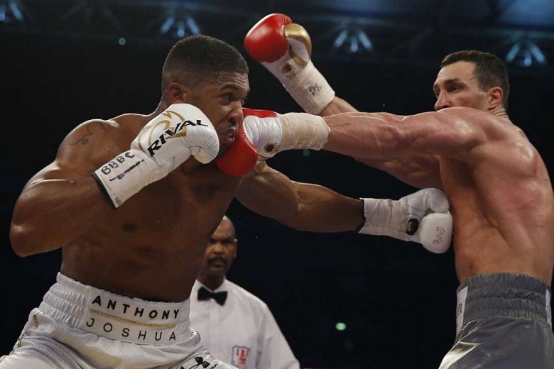 Why did Anthony Joshua 24 years old and professional boxing for the first time? - Photo 3