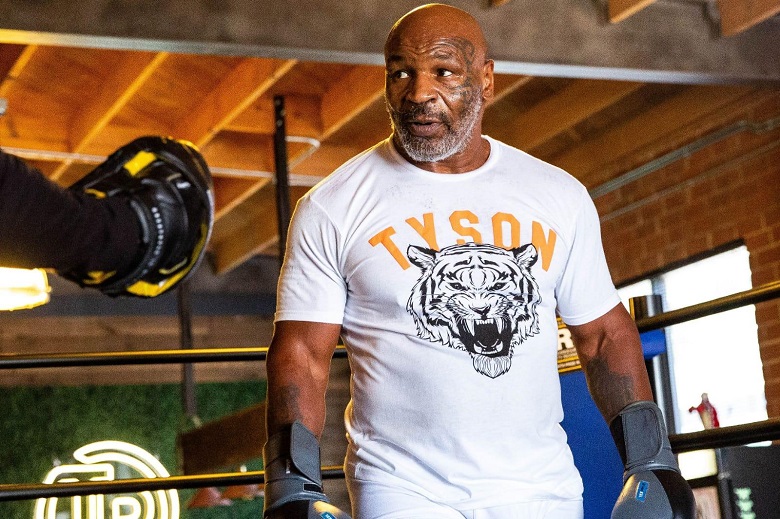 Mike Tyson will come to see the match of Evander Holyfield vs. Vitor Belfort, opened Holyfield rematch? - Photo 2